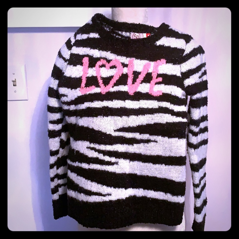 Girls love sweater size 16